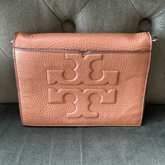 EUC TORY BURCH BOMBE “T” SHOULDER/CROSSBODY - Picture 5 of 10